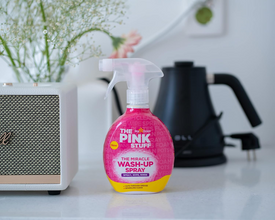 The Pink Stuff Miracle Wash Up Spray – Powerful Grease & Stain Remover for Dishes, Pots & Pans | All-Purpose Cleaner for Tough Kitchen Messes | Degreaser & Multi-Surface Cleaner | 500ml Bottle – Fast & Effective Cleaning Solution