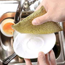 DUZZIT 5 Metallic Scouring Pads, Heavy Duty Cleaning Pads for Pots, Pans, Grills & BBQs, Rust Resistant Metal Scourers, Tough Kitchen Cleaning Sponges for Burnt On Grease & Stains
