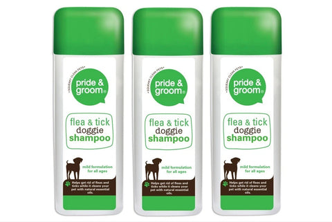Pride & Groom Flea & Tick Doggie Green Shampoo 300ml X3
